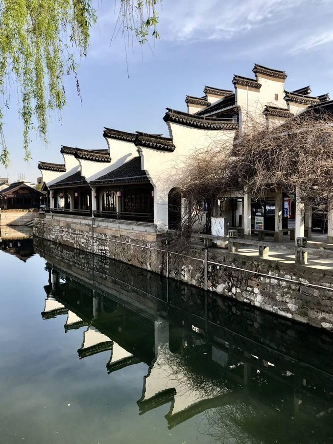 逃离违建房屋3